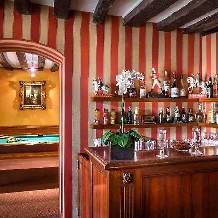 La Du Berry 3* Versailles