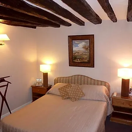 Hotel La Du Berry