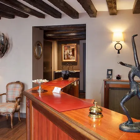 Szálloda La Du Berry