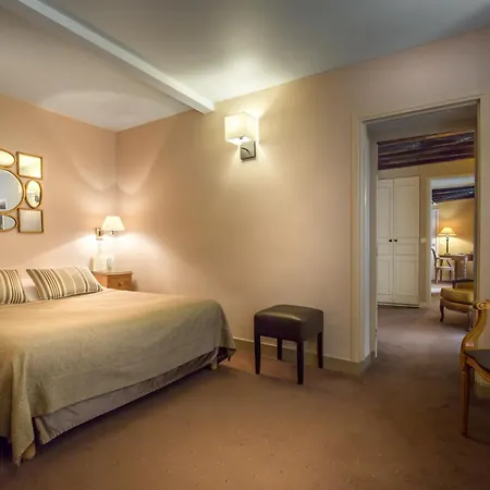 Otel La Du Berry 3*