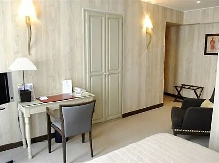 Hotel La Du Berry Versalles
