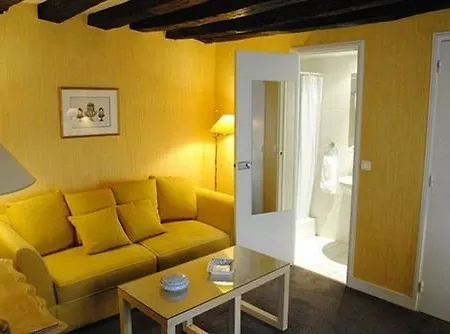 Hotel La Du Berry Versailles
