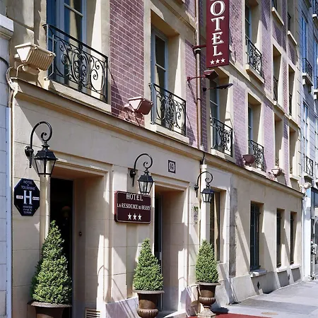 La Du Berry Hotel 3*