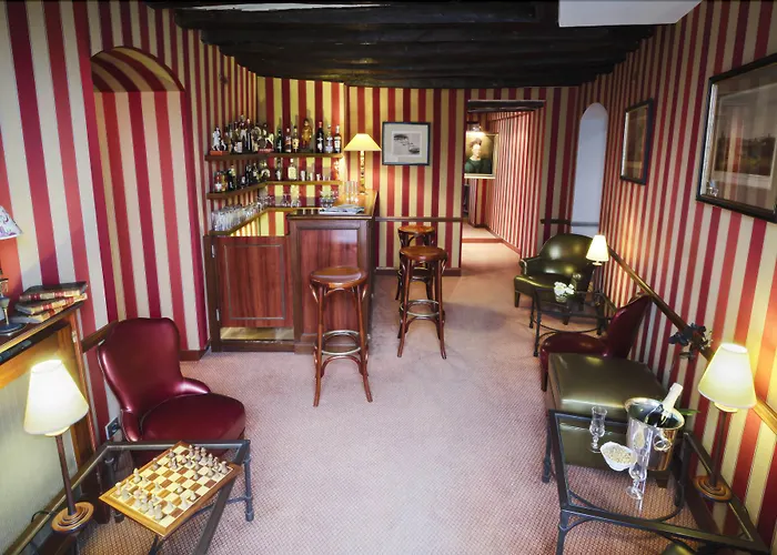 Hotel La Résidence Du Berry Versailles