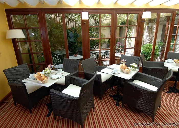 La Résidence Du Berry Hotel Versailles