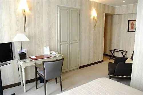Hotel La Du Berry Versailles